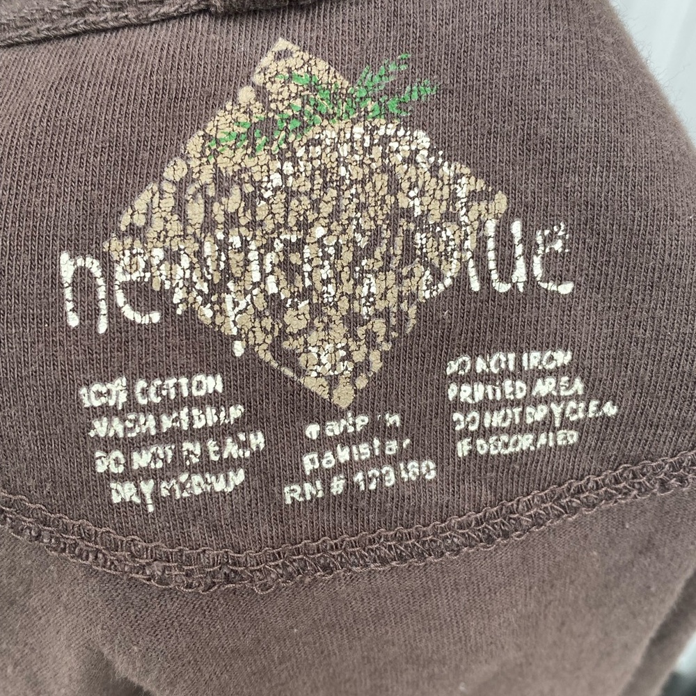 Newport Blue Brown T-Shirt “Born to Roll’ - Picture 8 of 8